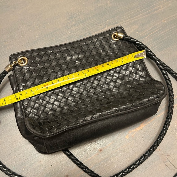 Bottega Veneta Classic intrecciato vintage
 bag❤️ - Picture 3 of 16